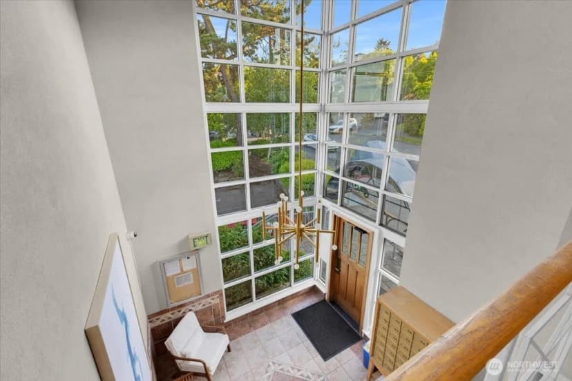 Property photo for 720 Lakeside Avenue S #406, Seattle photo 22