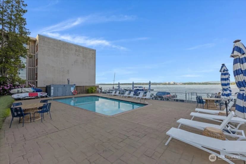 Property photo for 720 Lakeside Avenue S #406, Seattle photo 25