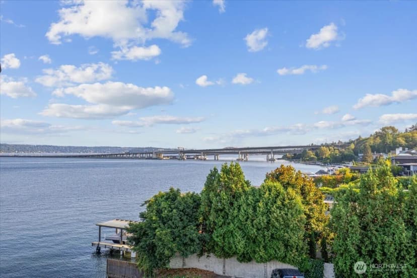 Property photo for 720 Lakeside Avenue S #406, Seattle photo 28
