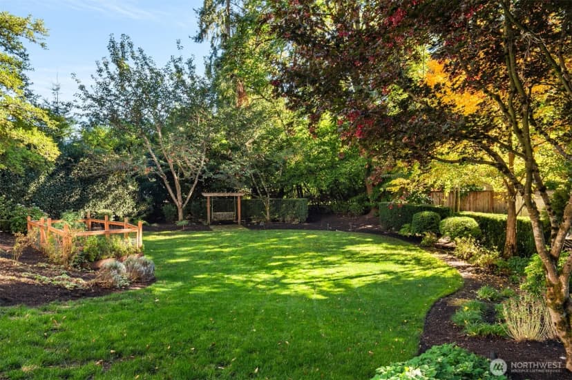 Property photo for 10475 Se 23rd Street, Bellevue photo 29