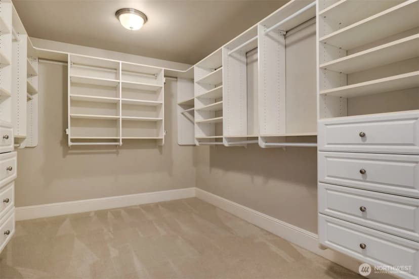 Property photo for 10475 Se 23rd Street, Bellevue photo 16