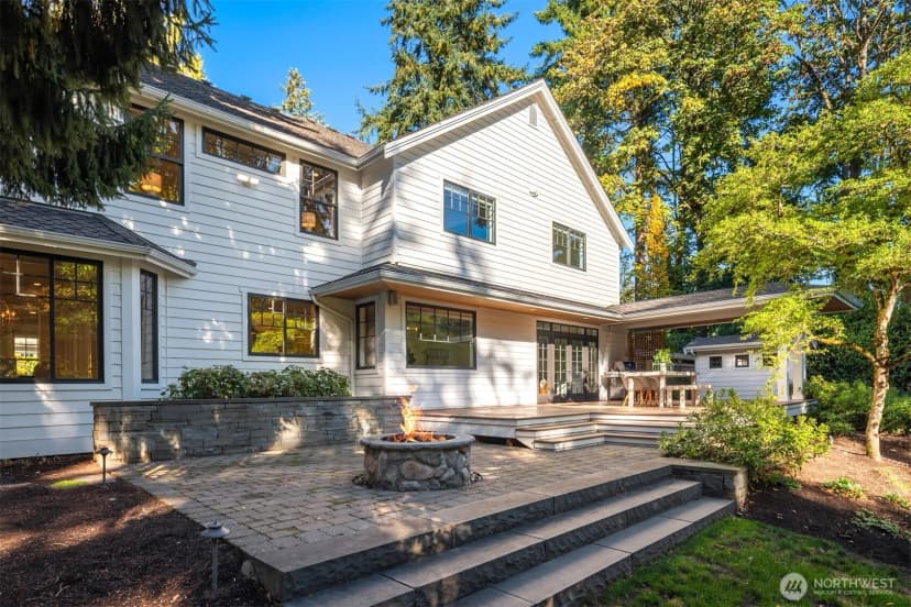Property photo for 10475 Se 23rd Street, Bellevue photo 27