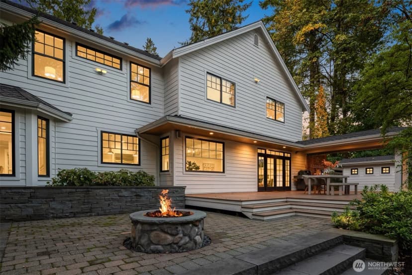 Property photo for 10475 Se 23rd Street, Bellevue photo 31
