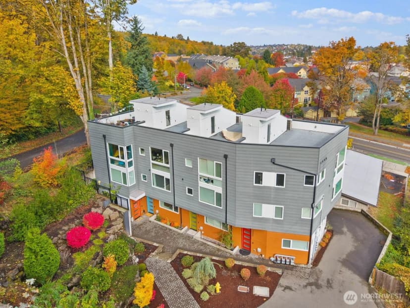 Property photo for 2802 S Alaska Place, Seattle