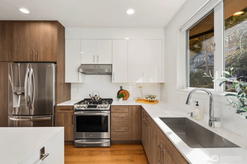 Property photo for 2802 S Alaska Place, Seattle photo 11