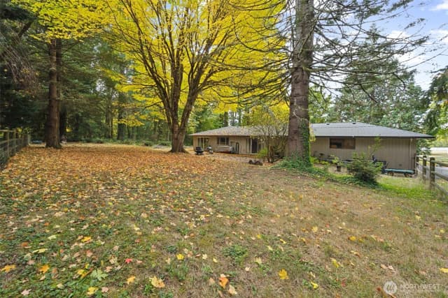 Property photo for 5700 Cooper Point Road Nw, Olympia photo 5