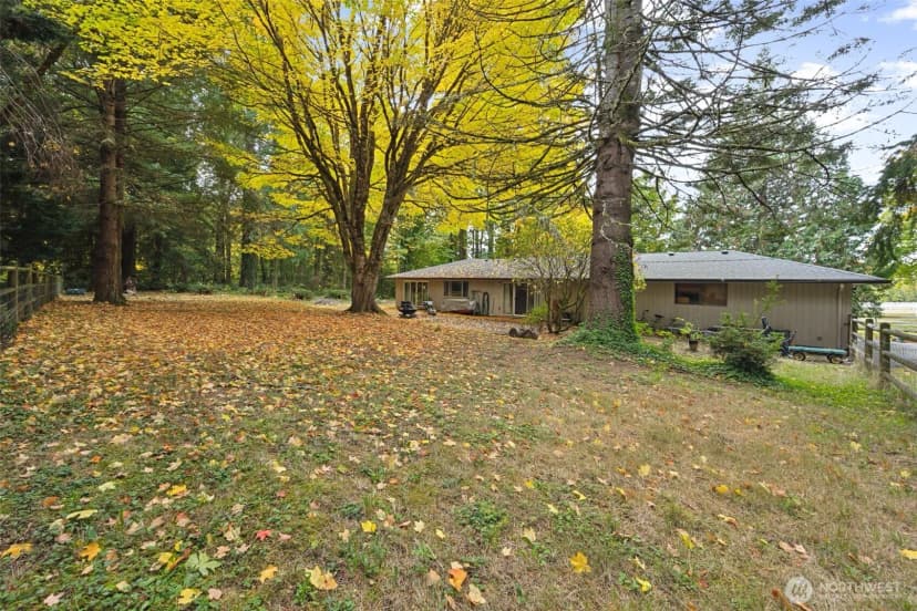 Property photo for 5700 Cooper Point Road Nw, Olympia photo 5