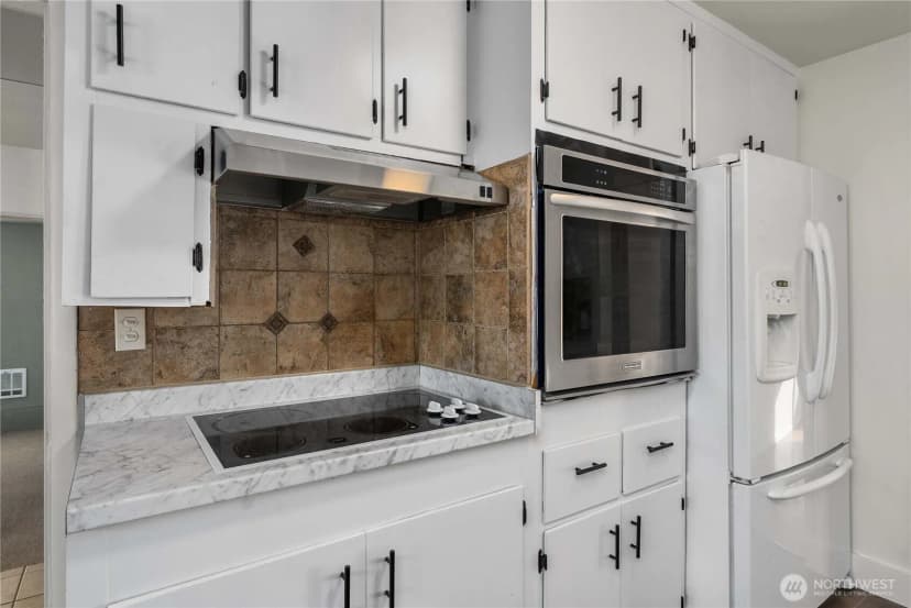 Property photo for 6540 S Thompson Avenue, Tacoma photo 9