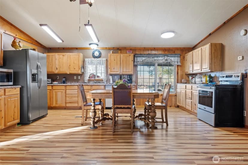 Property photo for 4372 Road 20 Ne, Soap Lake photo 15