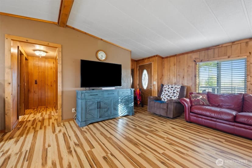 Property photo for 4372 Road 20 Ne, Soap Lake photo 13
