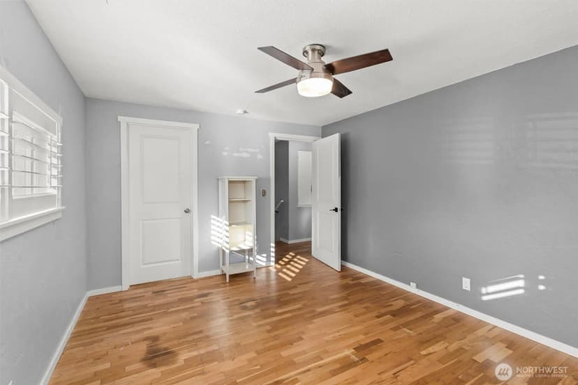 Property photo for 8127 Sherwood Forest Street Sw, Lakewood photo 14