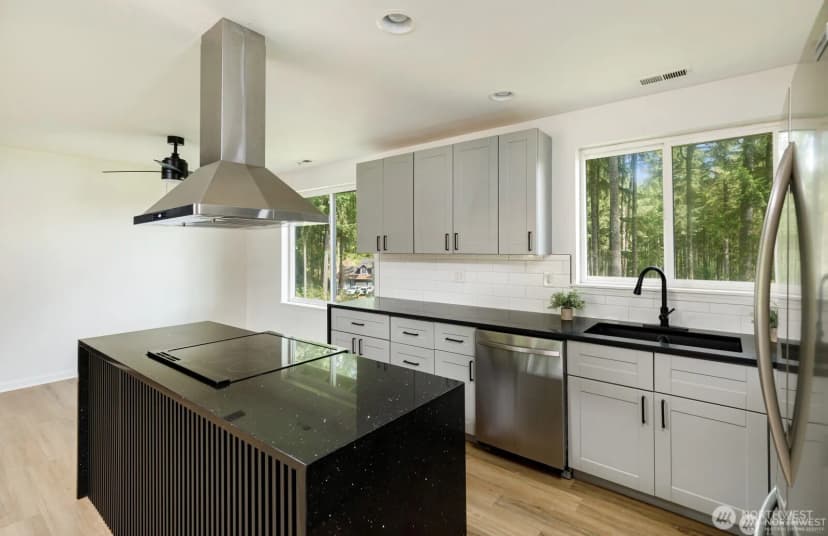 Property photo for 19005 23rd Street Sw, Lakebay photo 4