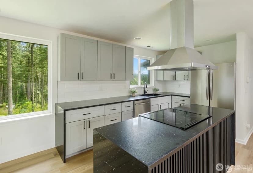 Property photo for 19005 23rd Street Sw, Lakebay photo 3