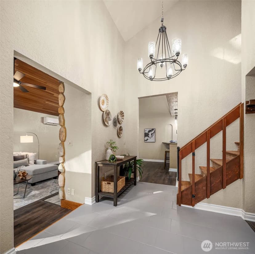 Property photo for 25156 Se 158th Street, Issaquah photo 2