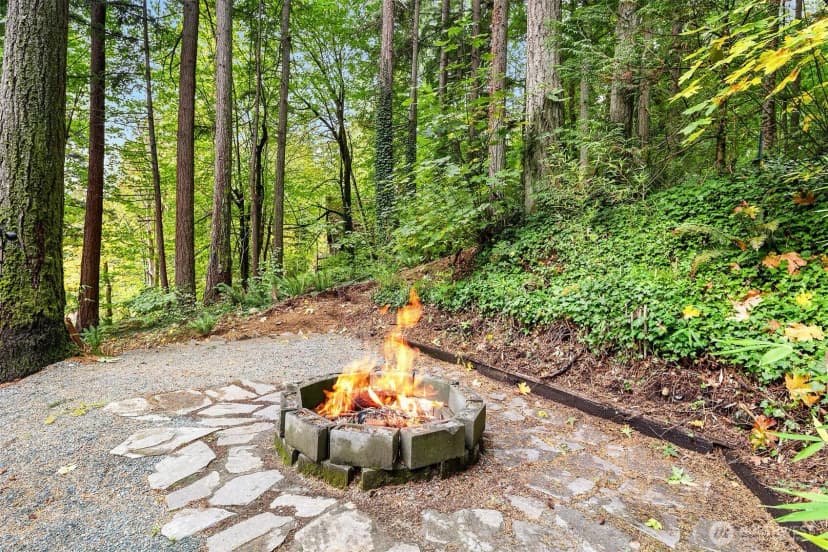 Property photo for 25156 Se 158th Street, Issaquah photo 23
