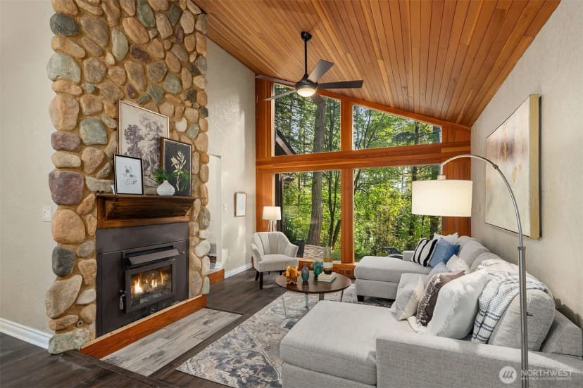 Property photo for 25156 Se 158th Street, Issaquah photo 3