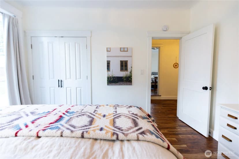 Property photo for 450 Ne Alder Street, Issaquah photo 21