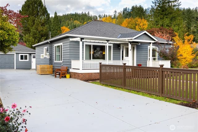 Property photo for 450 Ne Alder Street, Issaquah photo 4