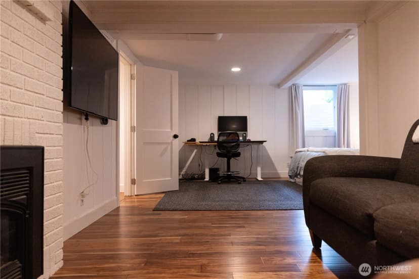 Property photo for 450 Ne Alder Street, Issaquah photo 25