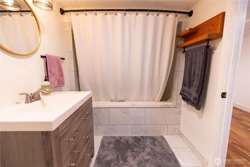 Property photo for 450 Ne Alder Street, Issaquah photo 31
