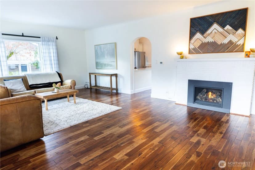 Property photo for 450 Ne Alder Street, Issaquah photo 9