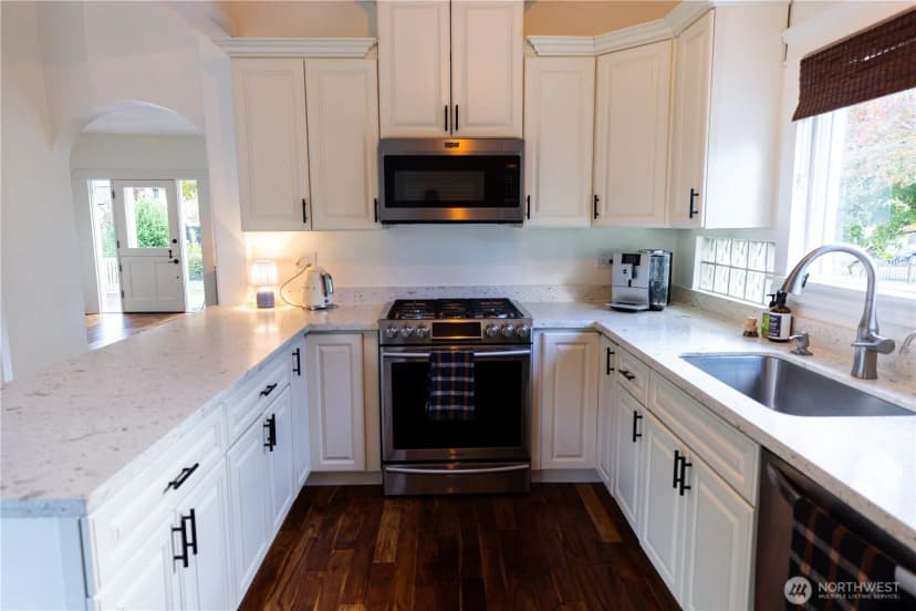 Property photo for 450 Ne Alder Street, Issaquah photo 14