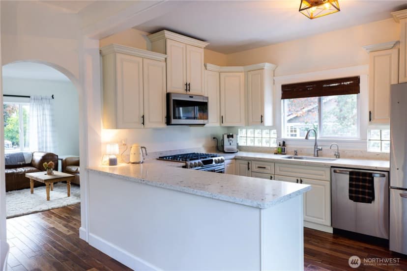 Property photo for 450 Ne Alder Street, Issaquah photo 11
