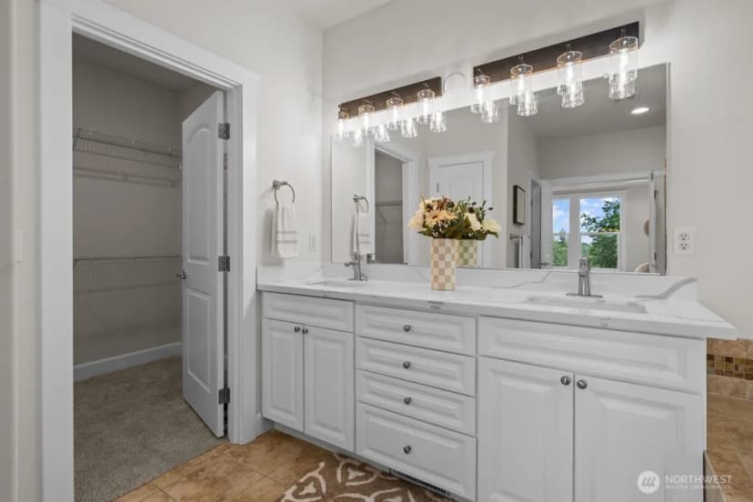 Property photo for 9304 S 223rd Place, Kent photo 19