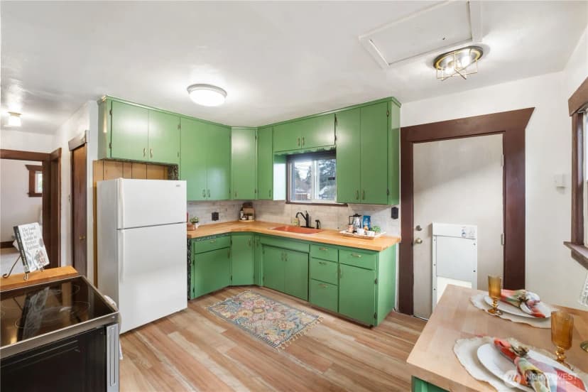 Property photo for 6223 S Lawrence Street, Tacoma photo 11