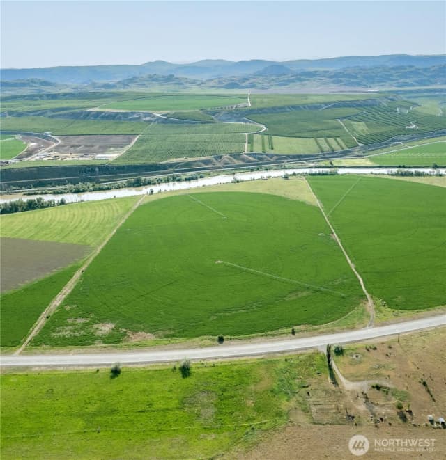Property photo for 27061 Highway 97, Okanogan photo 5