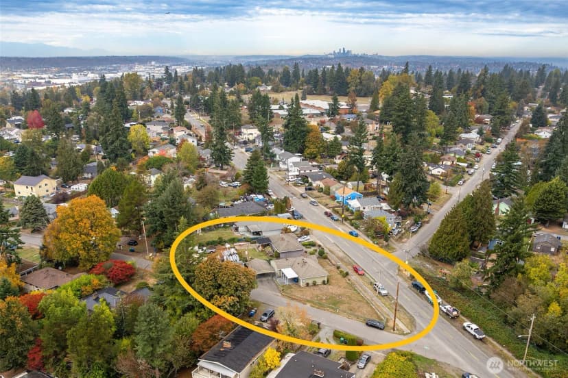 Property photo for 11835 Beacon Avenue S, Seattle photo 18