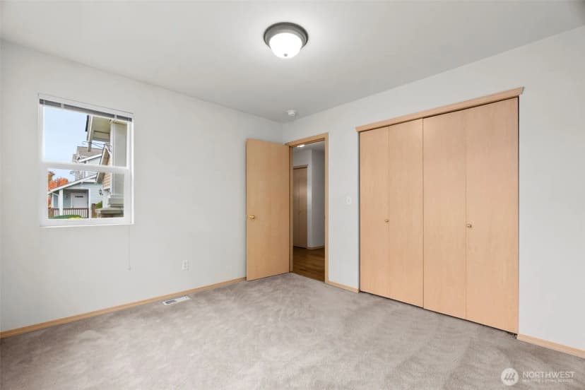 Property photo for 415 Yauger Way Nw, Olympia photo 12