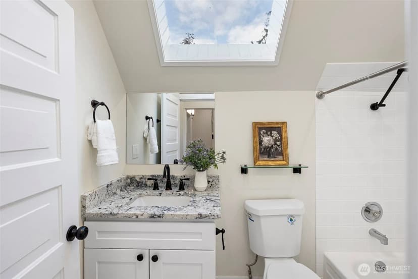 Property photo for 20 N Bradley Road, Tacoma photo 15