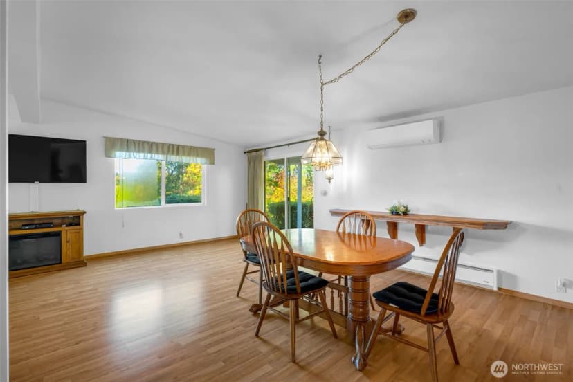 Property photo for 23916 7th Place W, Bothell photo 8