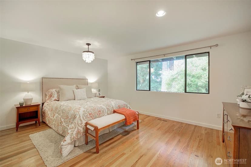 Property photo for 13815 116th Place Ne, Kirkland photo 11