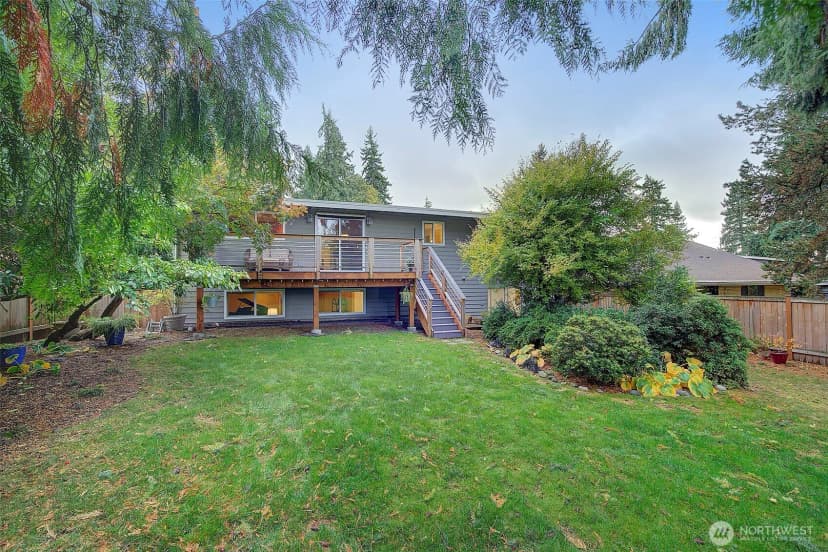 Property photo for 13815 116th Place Ne, Kirkland photo 32