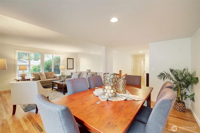 Property photo for 13815 116th Place Ne, Kirkland photo 4