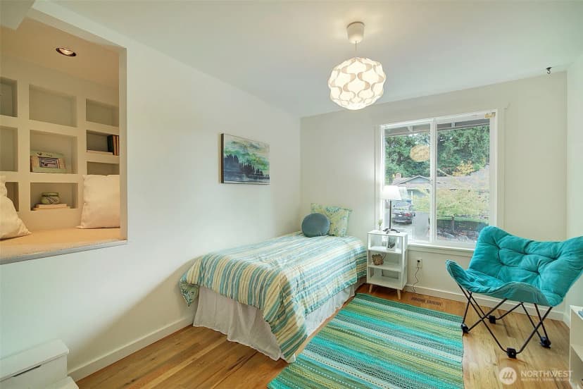 Property photo for 13815 116th Place Ne, Kirkland photo 19