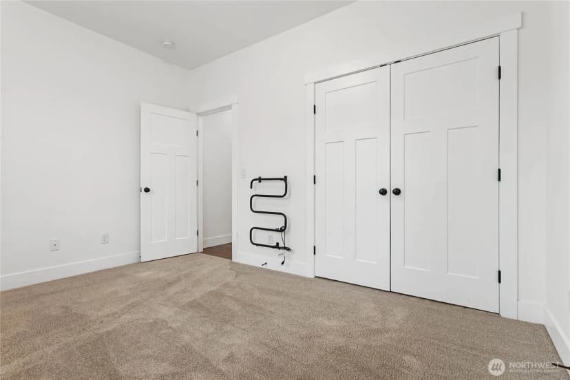 Property photo for 2029 Brome Street, Lynden photo 32
