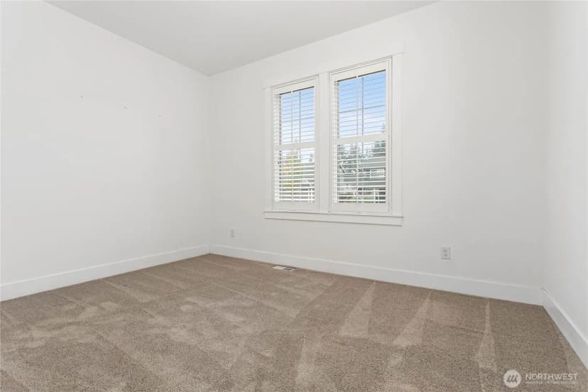 Property photo for 2029 Brome Street, Lynden photo 31