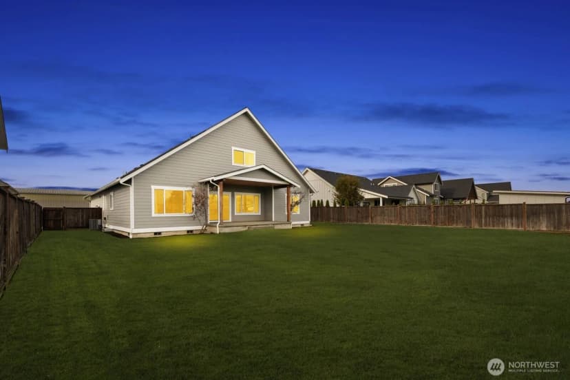Property photo for 826 Rye Court, Lynden photo 31