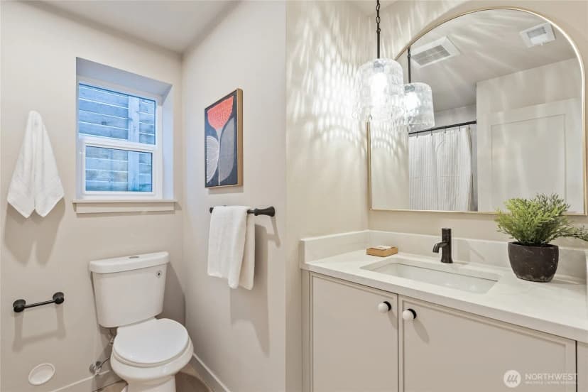 Property photo for 343 Ne 55th Street, Seattle photo 36