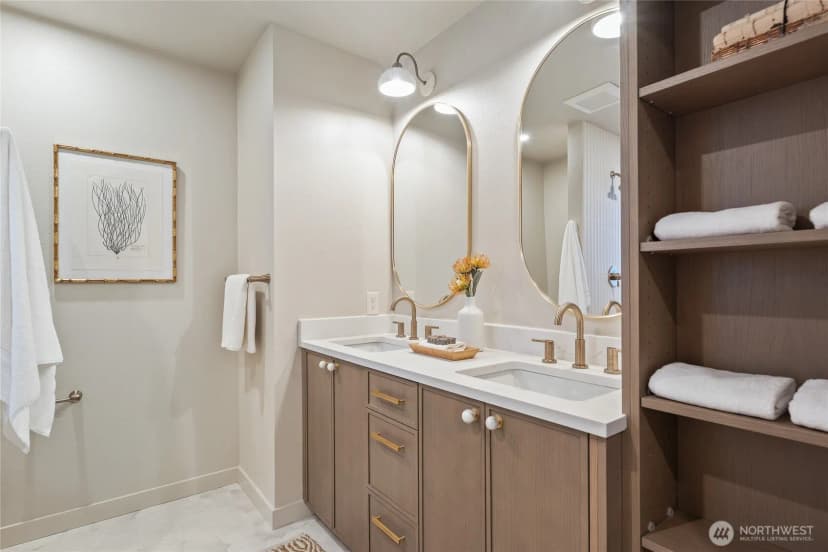 Property photo for 343 Ne 55th Street, Seattle photo 24