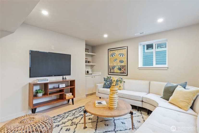 Property photo for 343 Ne 55th Street, Seattle photo 30