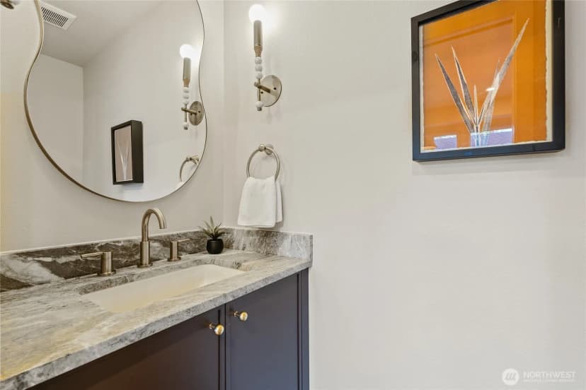 Property photo for 343 Ne 55th Street, Seattle photo 20