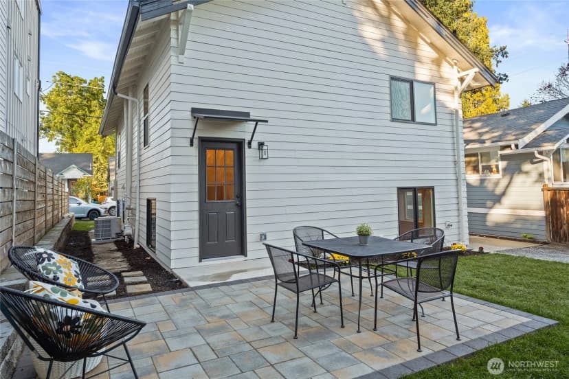 Property photo for 343 Ne 55th Street, Seattle photo 37