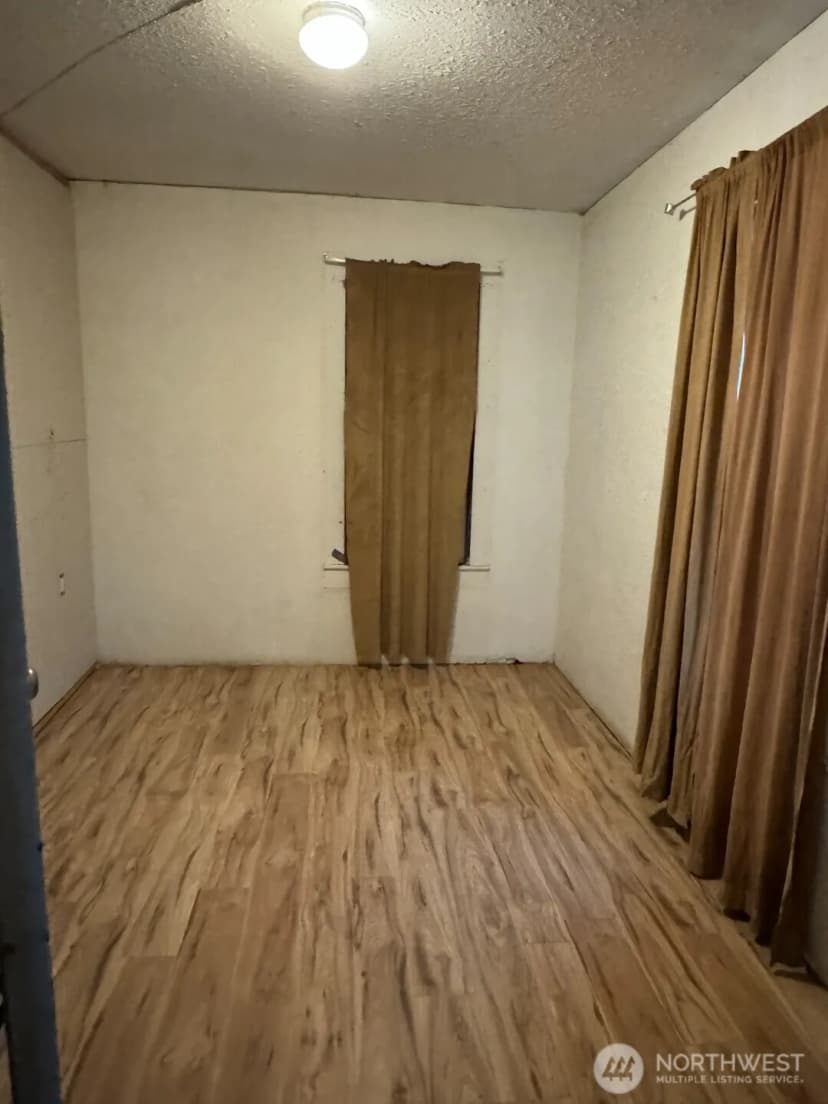 Property photo for 122 W 4th Avenue, Omak photo 7