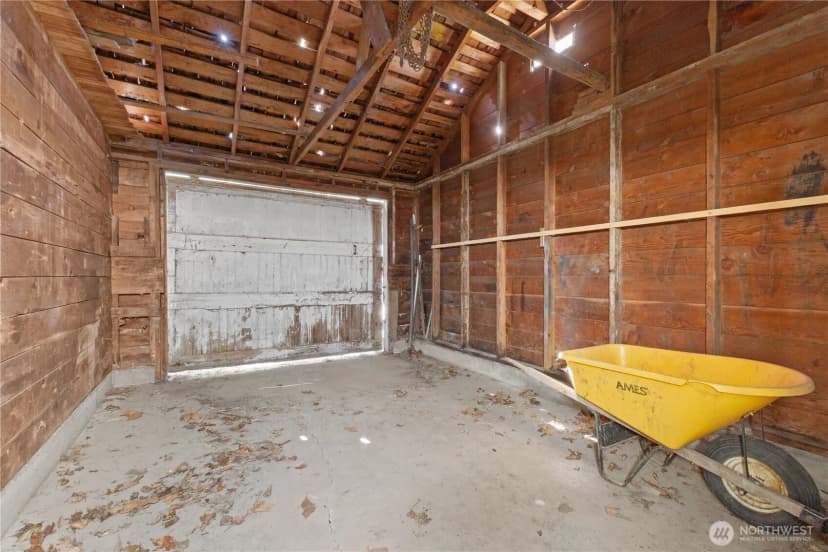 Property photo for 1676 Collins Road, Buckley photo 15