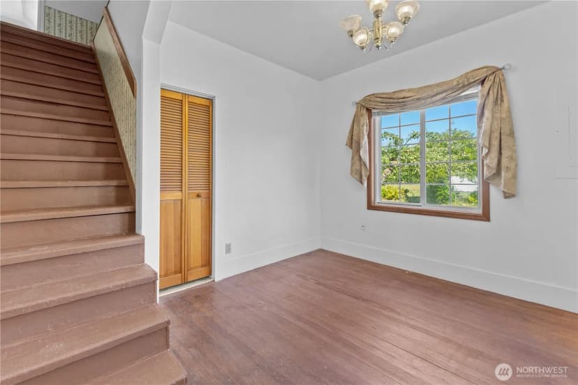Property photo for 1676 Collins Road, Buckley photo 37