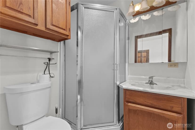 Property photo for 1676 Collins Road, Buckley photo 14